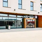 Premier Centre Hotel 3*