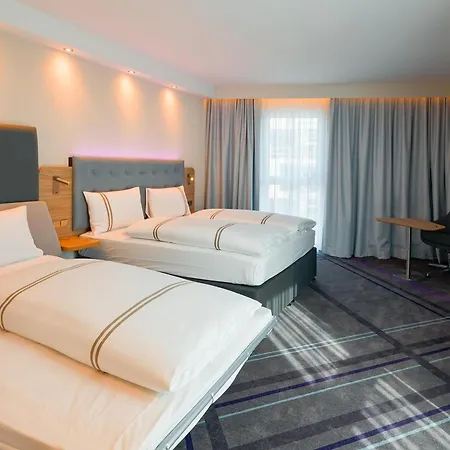 Premier Centre 3*