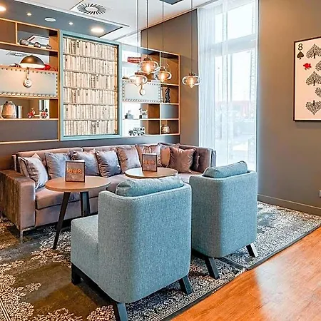 Premier Centre Hotel 3*